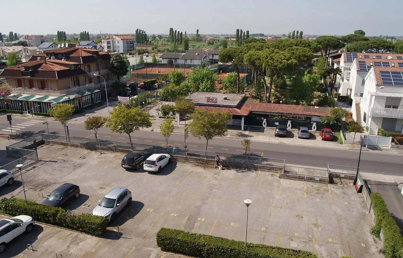 Appartamenti Residence Marcello-Piazza Torino-Lido Di Jesolo Apartment